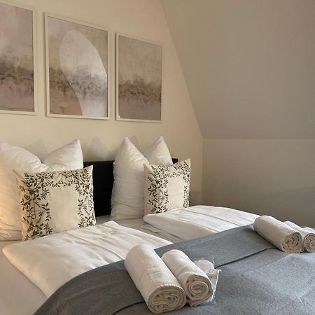 Raha Apartments - Modernes Studio-Apartment - Hbf - Gratis Parkplatz Erfurt Buitenkant foto