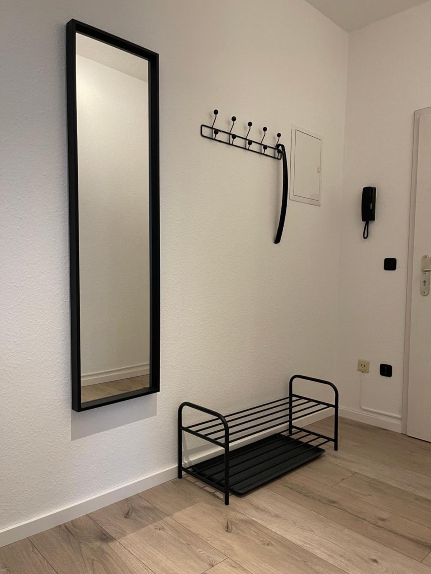Raha Apartments - Modernes Studio-Apartment - Hbf - Gratis Parkplatz Erfurt Buitenkant foto