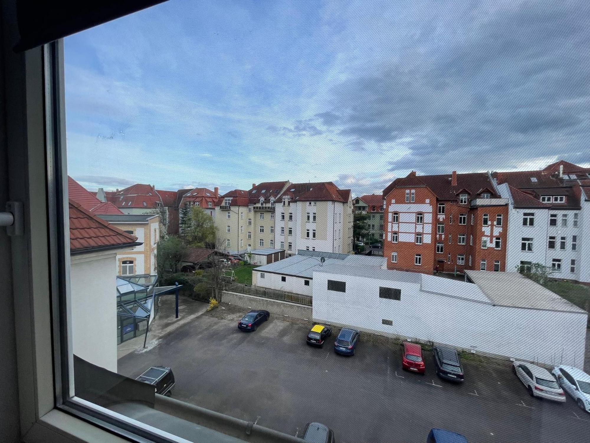 Raha Apartments - Modernes Studio-Apartment - Hbf - Gratis Parkplatz Erfurt Buitenkant foto