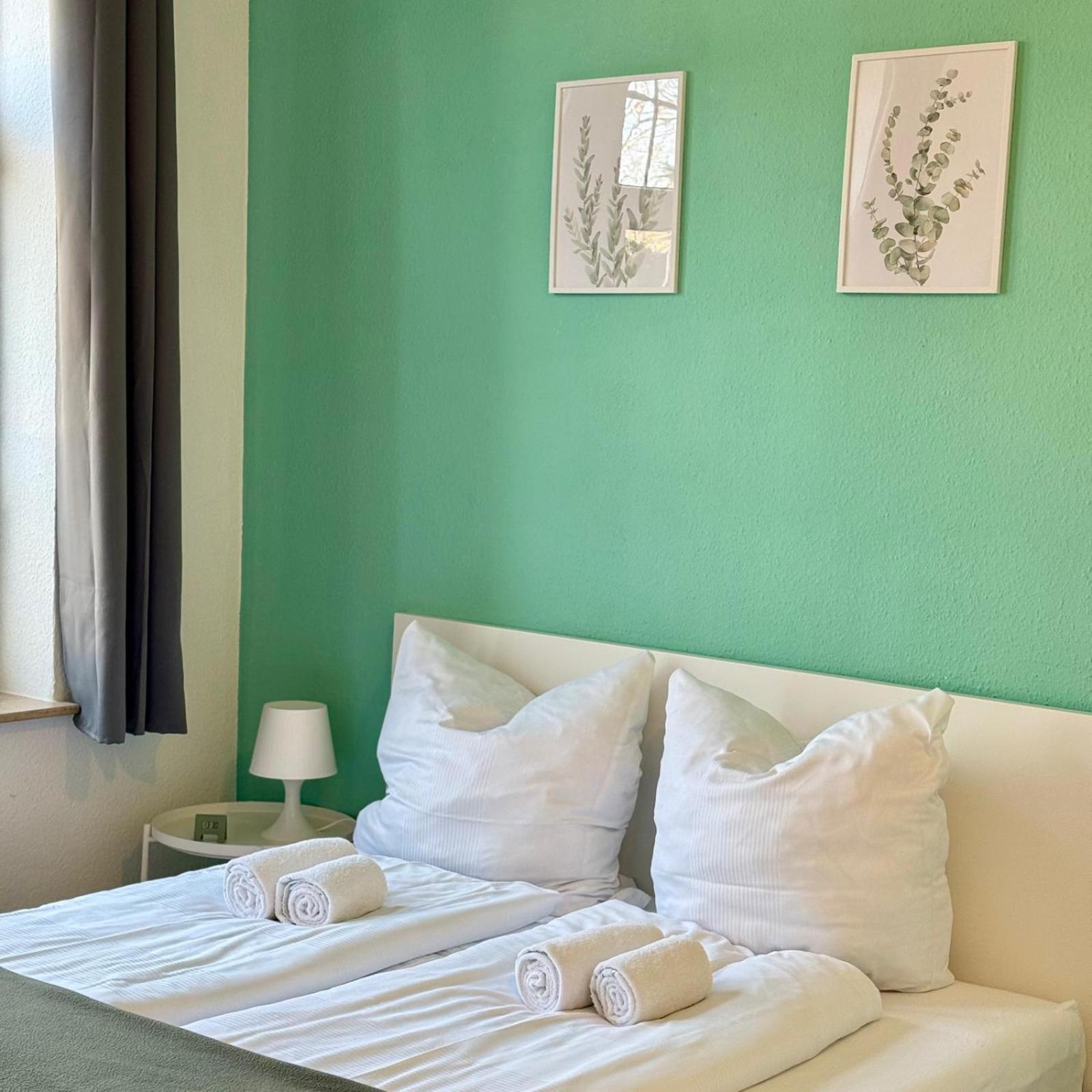 Raha Apartments - Modernes Studio-Apartment - Hbf - Gratis Parkplatz Erfurt Buitenkant foto
