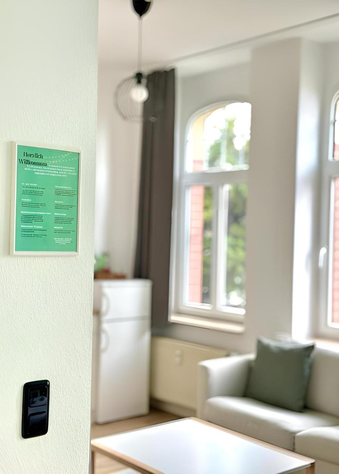 Raha Apartments - Modernes Studio-Apartment - Hbf - Gratis Parkplatz Erfurt Buitenkant foto